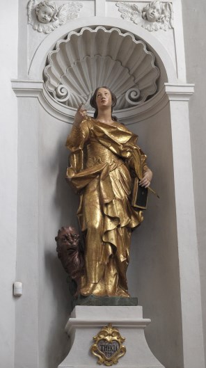 이코니움의 성녀 테클라_photo by GFreihalter_in the Church of St Ignatius in Prague_Czech.jpg